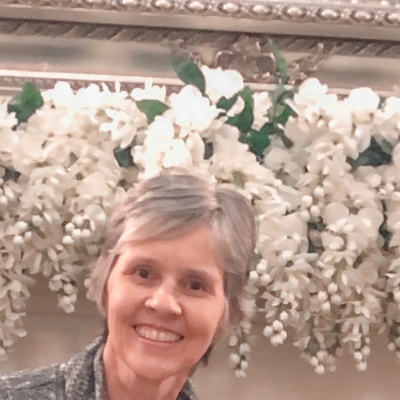 Meet your Posher, Sue - Picture 1 of 1